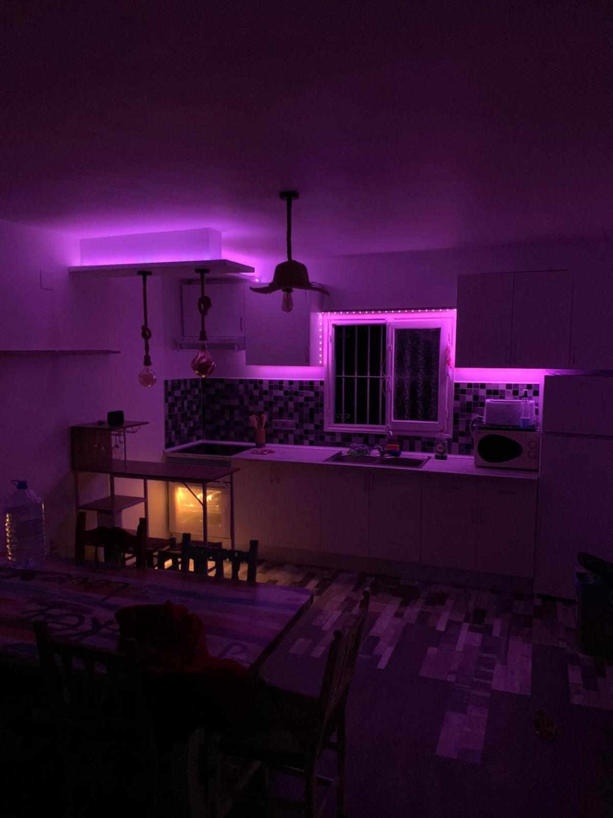Casa Rural Malaga Monkey Love Con Jacuzzi Iznate Exterior foto